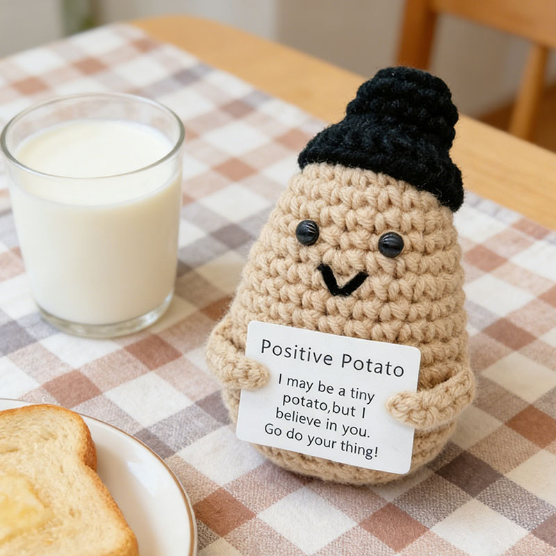 Home Textiles Today - Muñeco de patata de ganchillo adorable