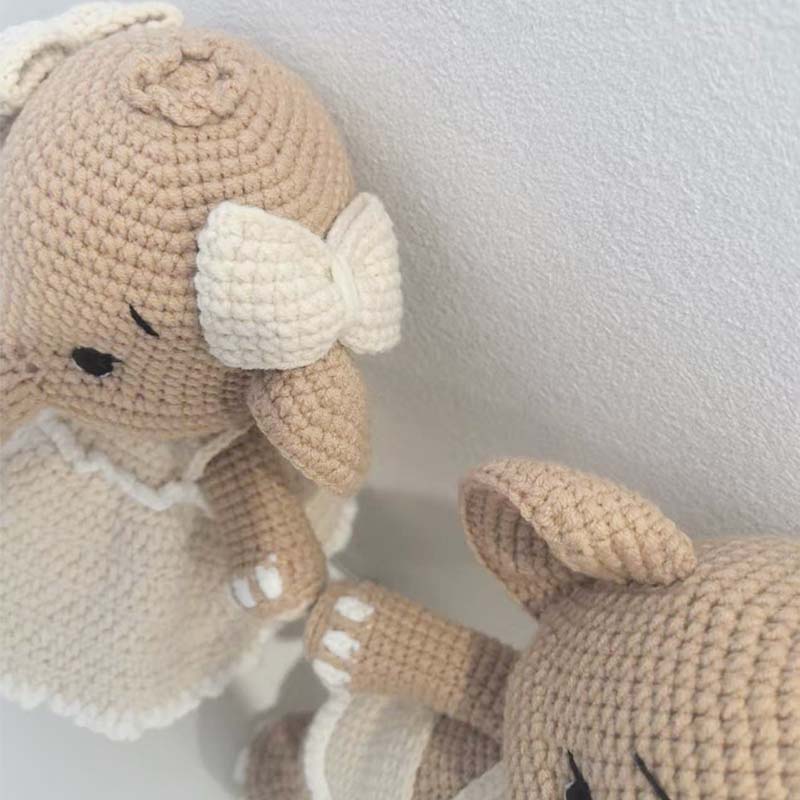 Elefante de Peluche Hecho a Ma - Home Textiles Today reseña y precio