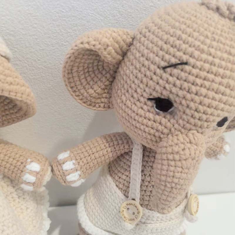 Elefante de Peluche Hecho a Ma - Home Textiles Today reseña y precio